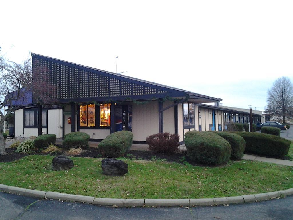 Xenia Country Inn Extérieur photo